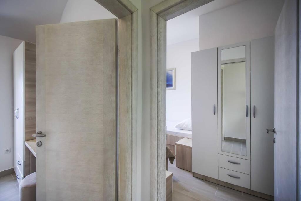 Holiday Home Aria Подгора Екстер'єр фото