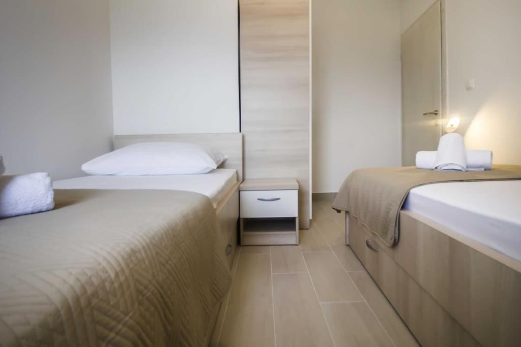 Holiday Home Aria Подгора Екстер'єр фото