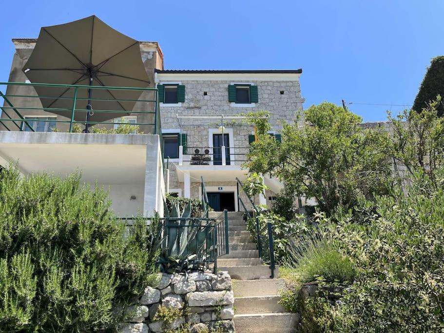 Holiday Home Aria Подгора Екстер'єр фото